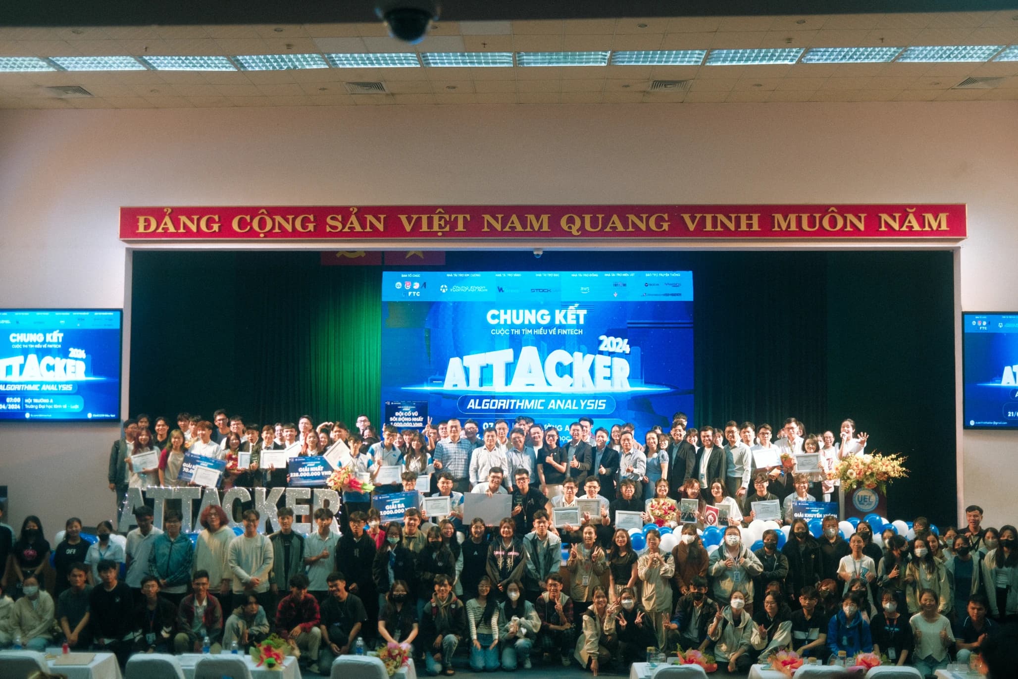 Vnstock đồng hành cùng cuộc thi Attacker 2024